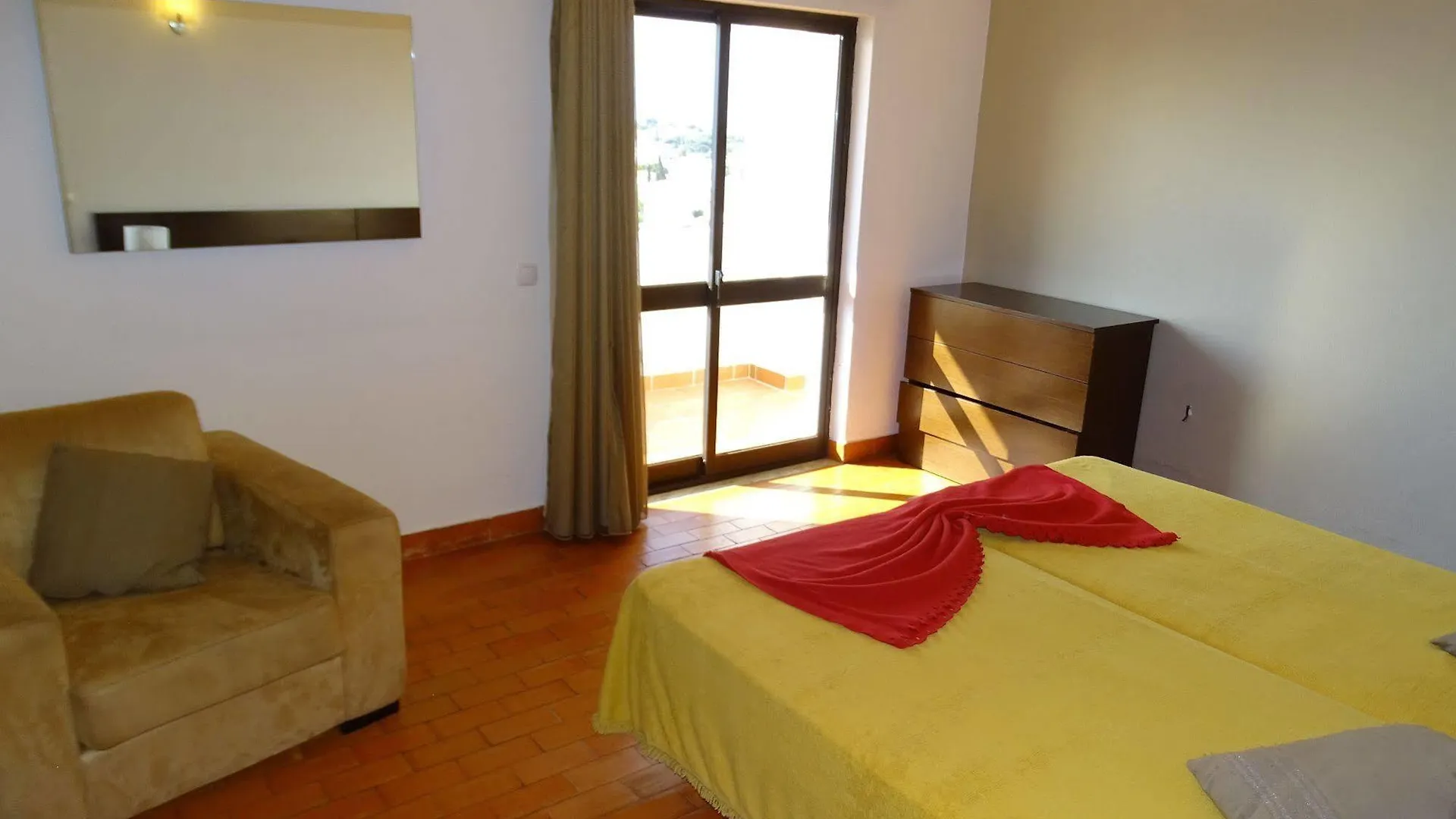 Apartament Via Dona Ana Lagos